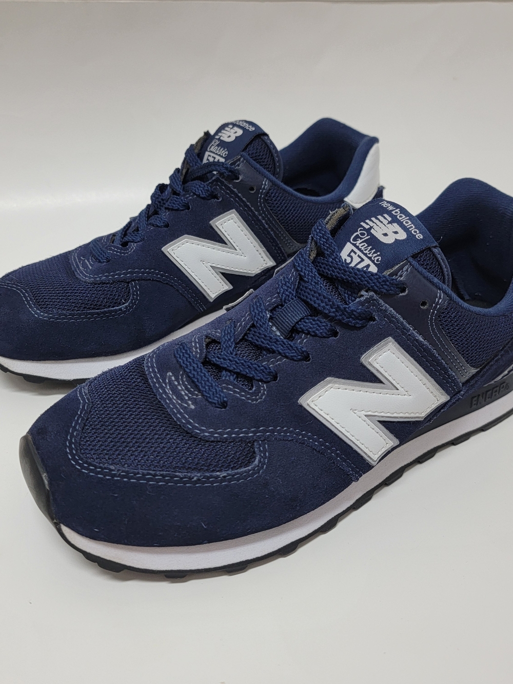 New Balance Men's 574 Navy White Suede Classic Core Sneakers Shoes ML574EN2 Sz 8